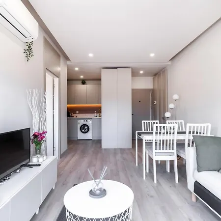 Lejlighed Central Studio W Balcony 10 Min To Lara Beach